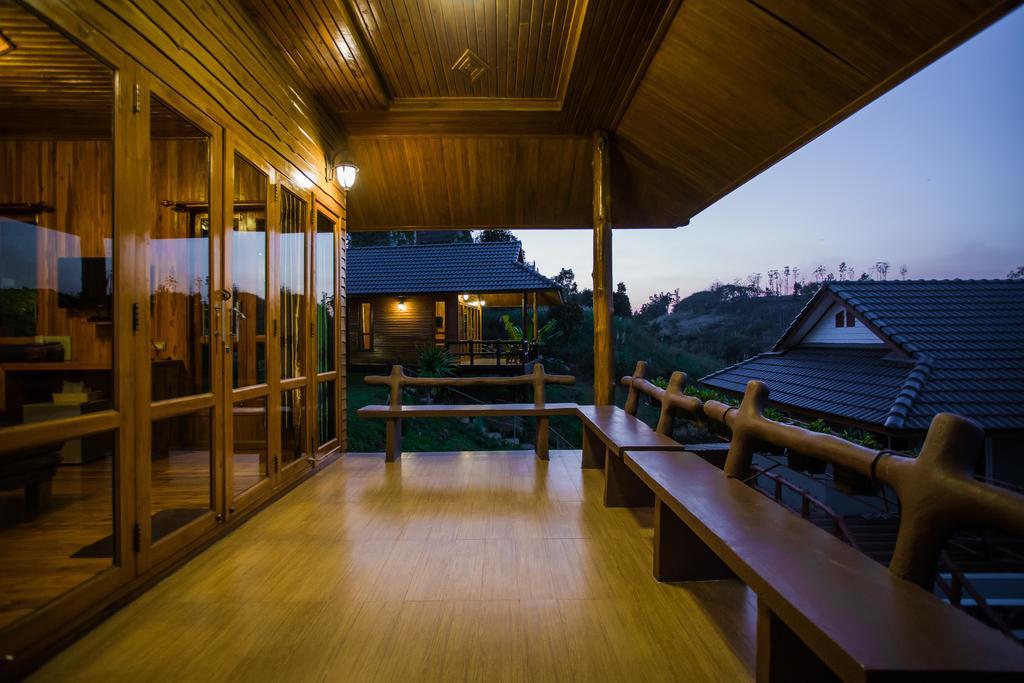 Hotel Tarahill Amphoe Khao Kho Exterior foto